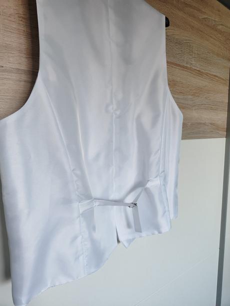 Svadobná/sviatočná vesta, 52