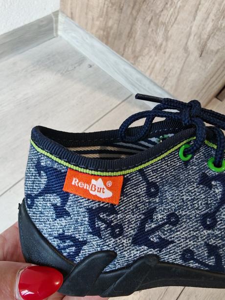 Chlapčenské papučky, ren but,24