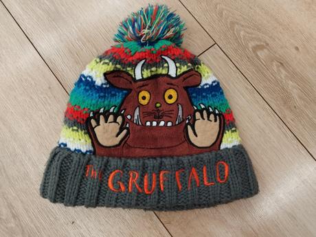 Teplučká čiapka, tu,104