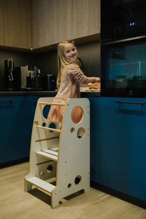 Učiaca veža montessori bkm,