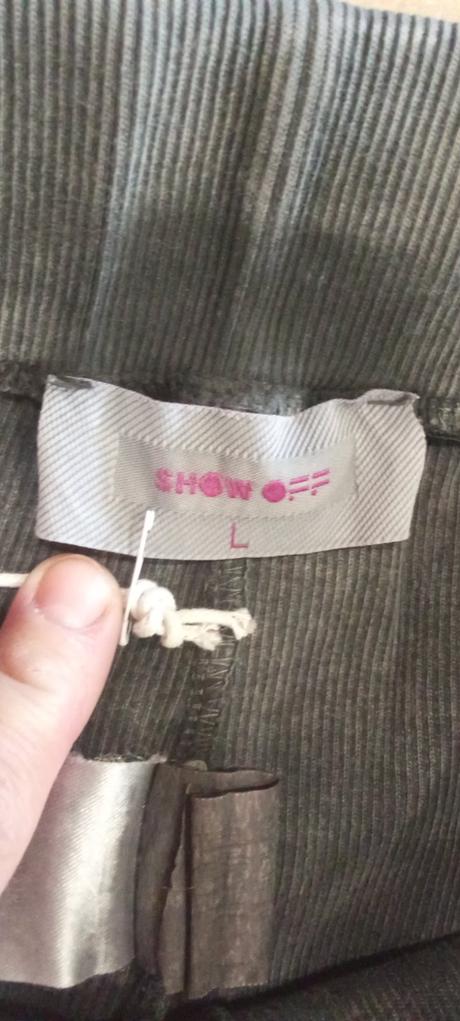 Krásny rebrovany sivý set, l