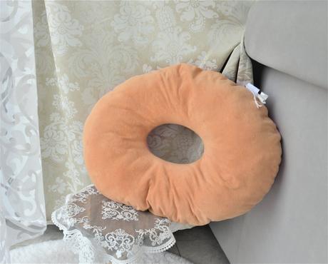 Plyšový vankúš-donut, 