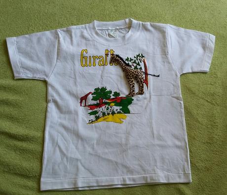 Tričko s 3d žirafou, 116