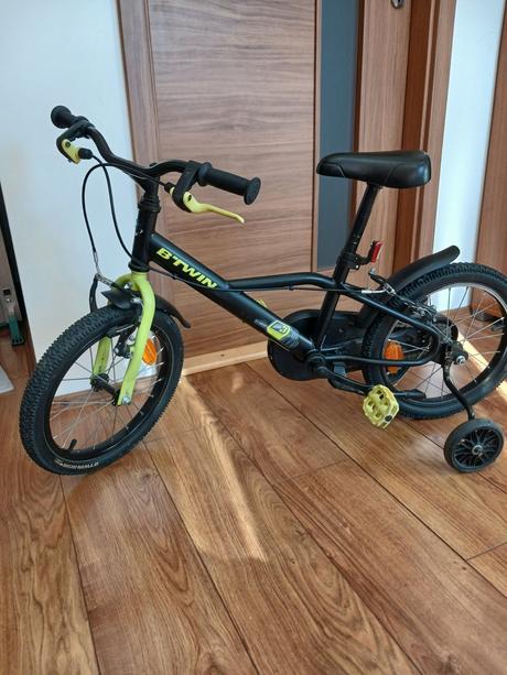 Decathlon 16, 16
