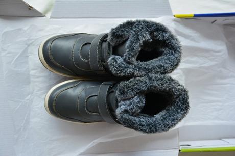 Teplé čižmy v super stave, protetika,35