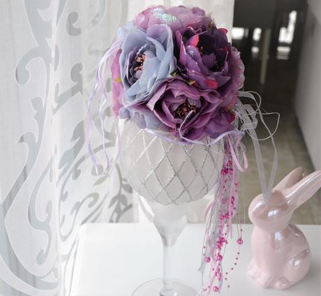 Dekoračná guľa z pivoniek, 