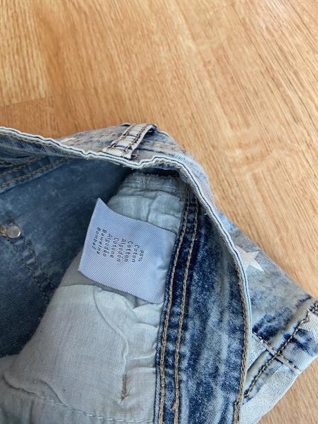 Kraťasy rifľové, xs