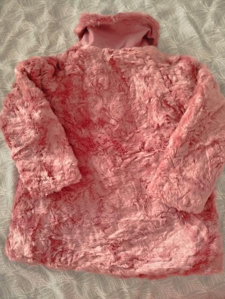 Chlpatý kabátik, lindex,104