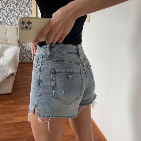 Rifľové šortky guess, guess,26