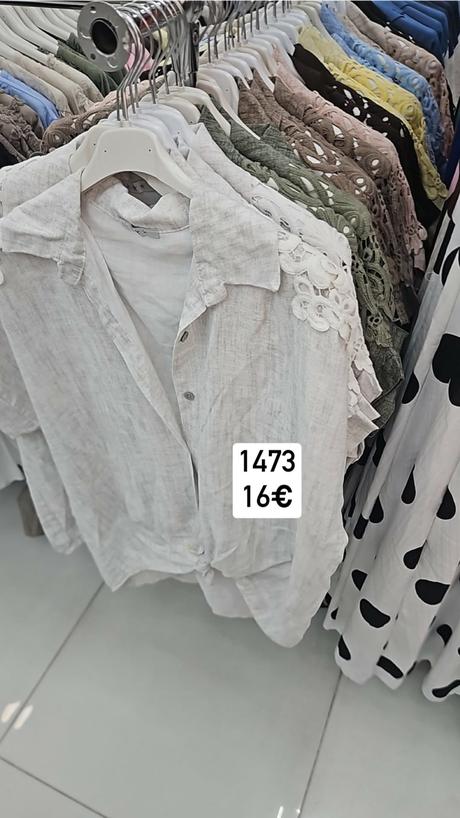 Ľanová košeľa s háčkovanou aplikáciou na rukávoch, l