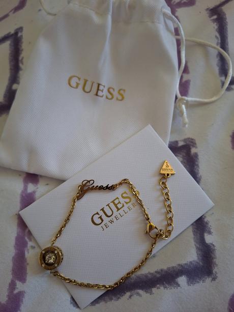 Guess náramok, guess