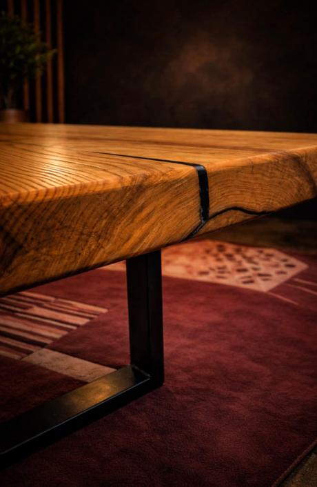 Luxusný masívny jedálenský stôl, 