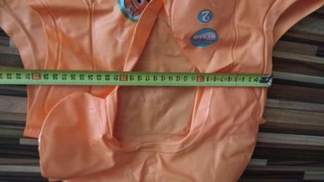 Predám plávaciu vestu, 