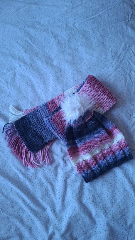 Zimná čiapka + šál,