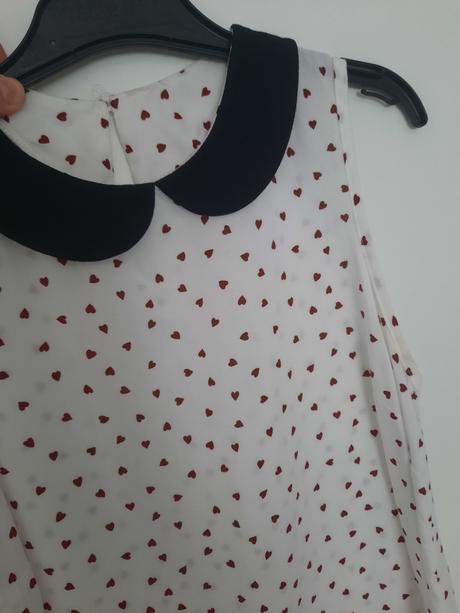 Top z viskózy so srdiečkami, s