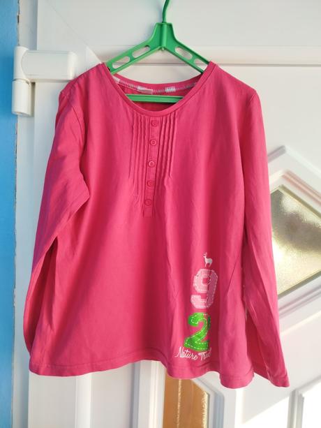 Darujem 146/152, 146