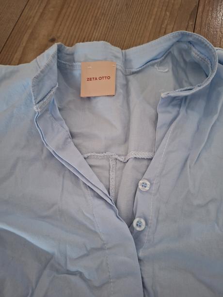 Modrá predĺžená kosela,