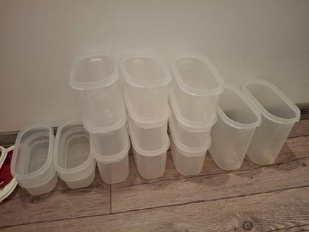 Tupperware kralovna policiek,