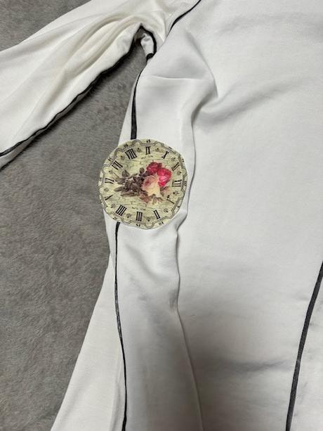 Top biely s čiernym lemovaním zn. magenta, m