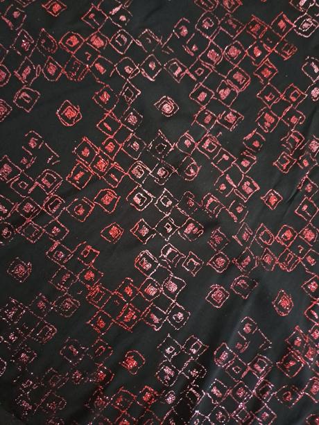 Plesové šaty po kolená, 40