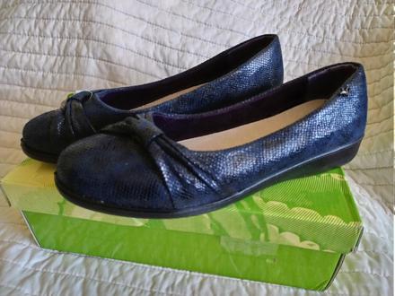 Nenosené topánky, 40