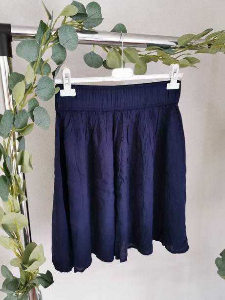 Sukňa ľahká, letná, s