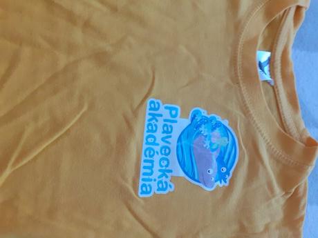 Zlte dievcenske tricko, 122