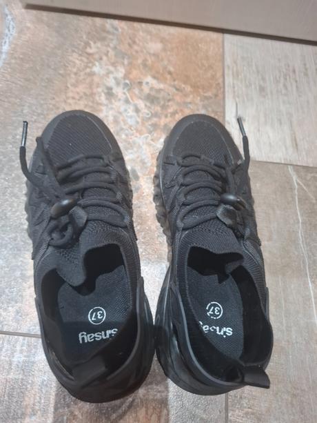 Predám tenisky, sinsay,37