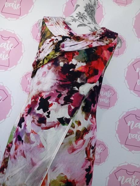 Zdobené kvietkované šaty, l