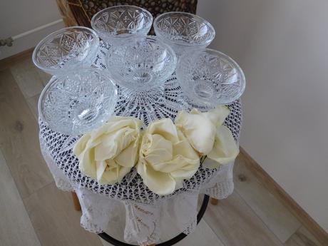 Poháre sklenené -6 ks, možné použitie na zmrzlinu, 