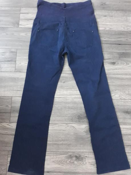 Tehotenské nohavice, 42