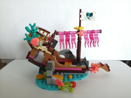 Lego vrak lode a ponorka,