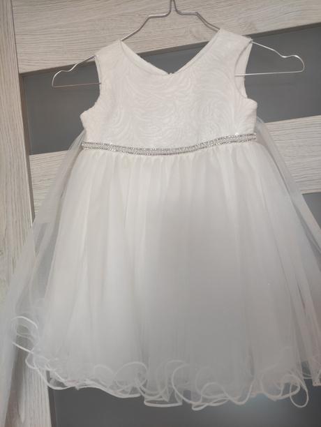 Šaty pre dievčatko, 86