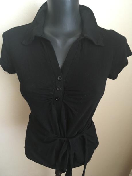 Čierne elasticke tričko, s