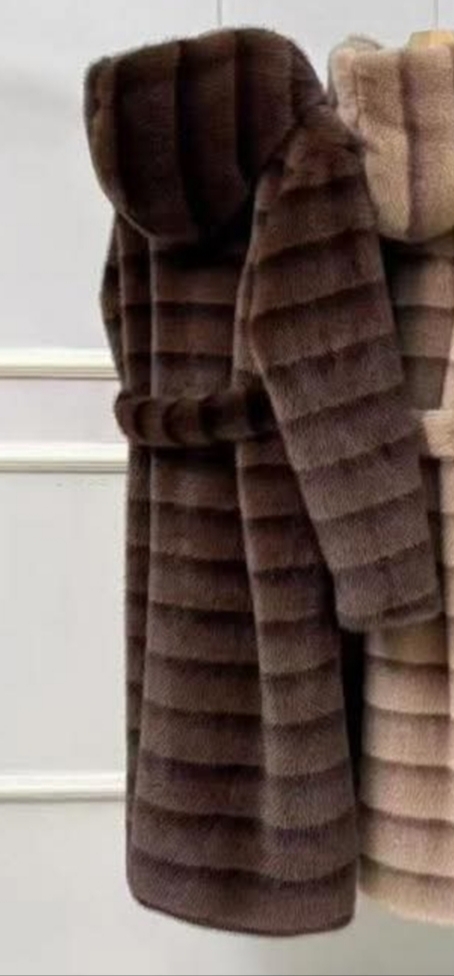 Kožuch s kapucňou, 36 - s