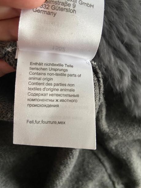 Vesta v predu s kozusinou, m