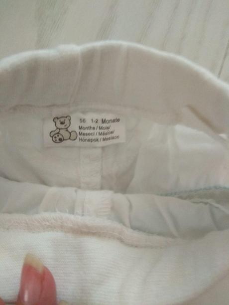 Biele kraťasy, baby,56