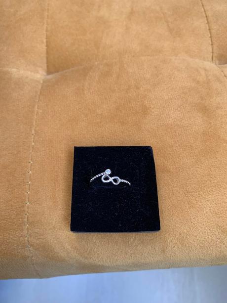 Strieborný prsteň, 