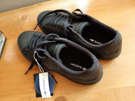 Žabky velk. 41 a čierne tenisky velk. 42., 41