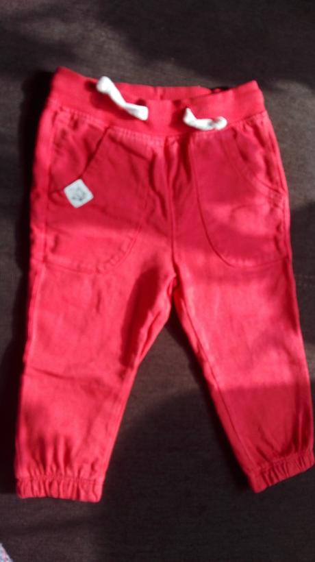 Dievčenské body a tepláky do 1roka, 68–80