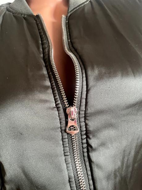 Khaki zelená saténová bombera, xs, h&m,xs
