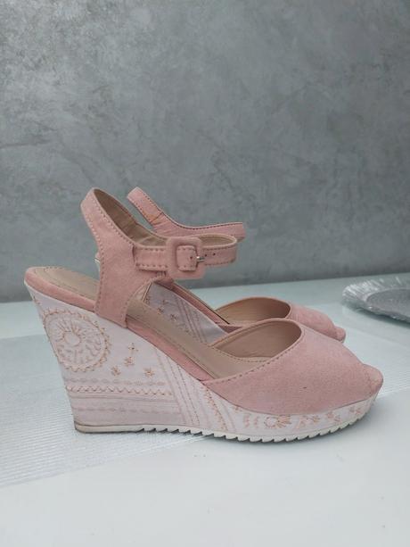 Dámske sandále, 38