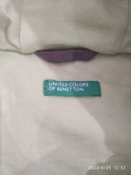 Krasna chlapčenská bundicka, benetton,68