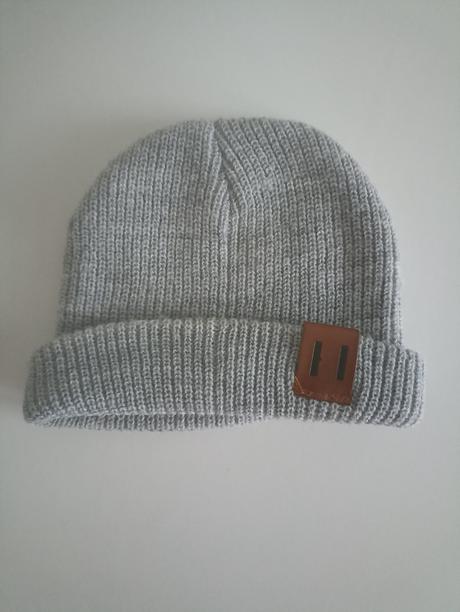 Hrubšia prechodná čiapka, 80