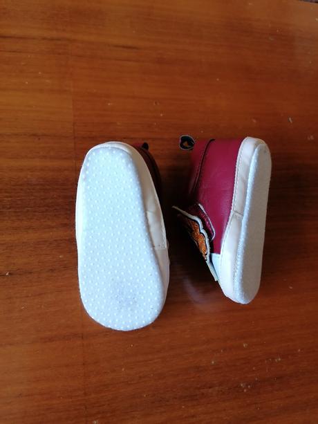 Papučky na prvé kroky, 18