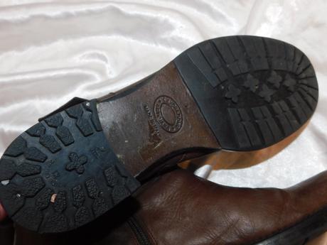 Lavorazione artigiana damske kožene čižmy, 38