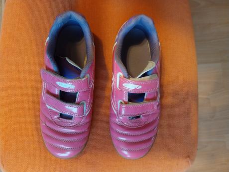 Tenisky sneakers, 33