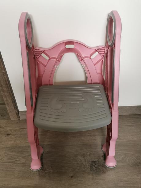 Podsedak so schodikmi, 