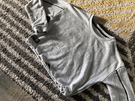 Mikinka s číslom, c&a,140