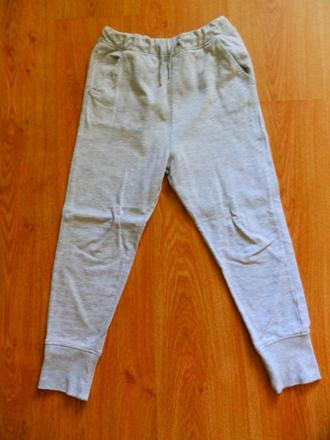 Tepláky zn. reserved, reserved,140